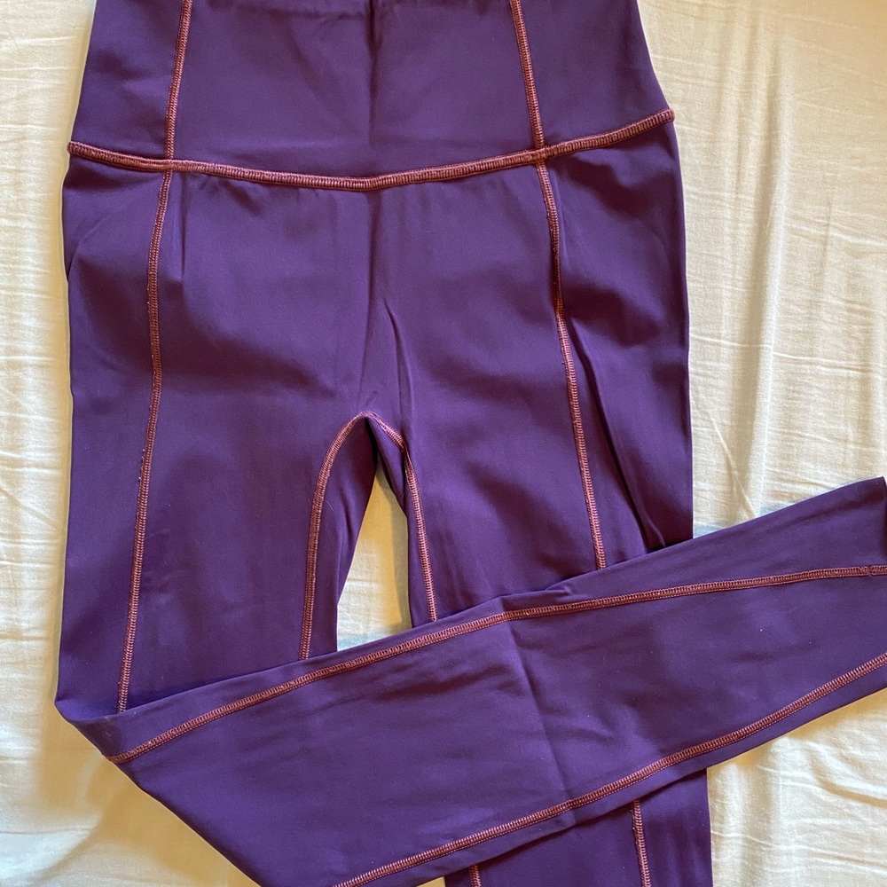 Lululemon Train Leggings